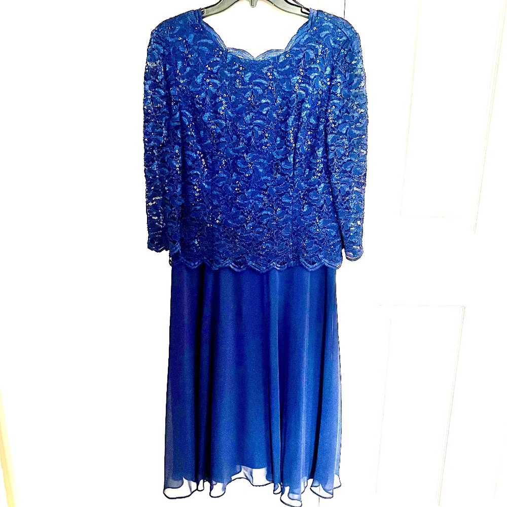 Alex Evenings T - length dress with jewellery gift